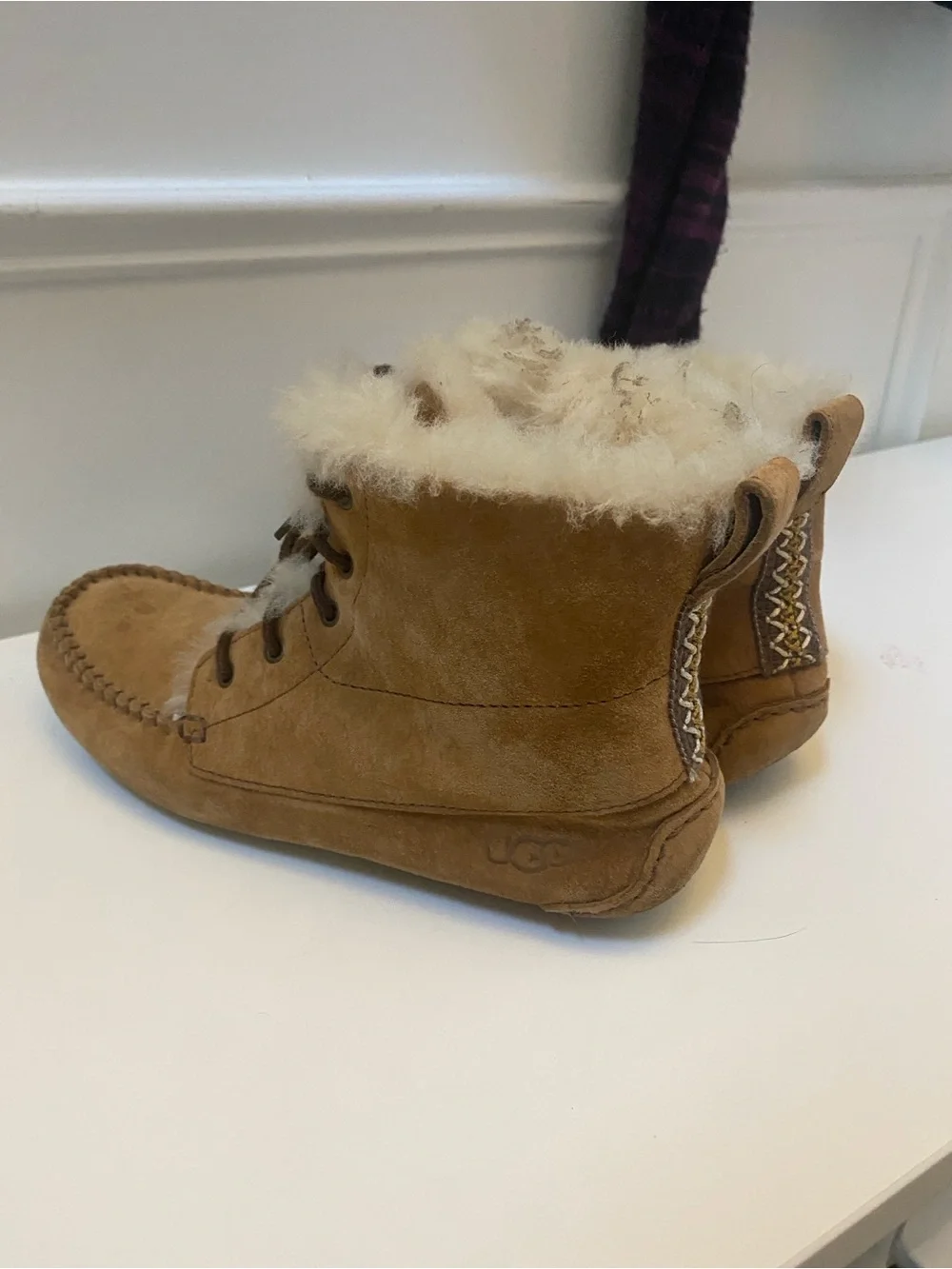 NWOT UGG Chestnut Suede Faux-Fur Lined Lace-Up Boots Size 7 women